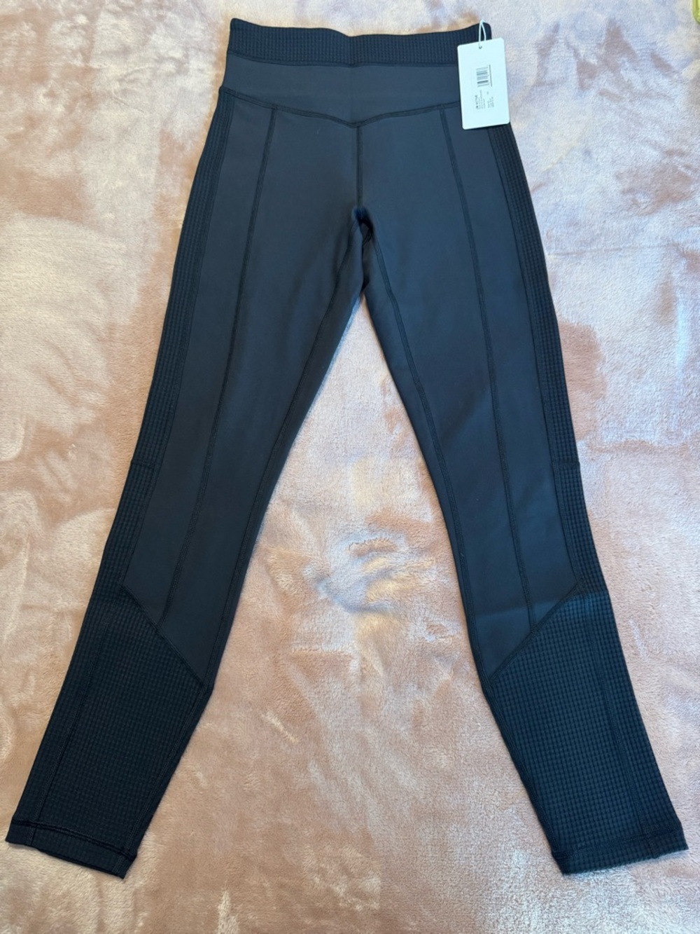 NWT Johnny Was Bee Active Jacquard Blocked Legging, Black, Size XS